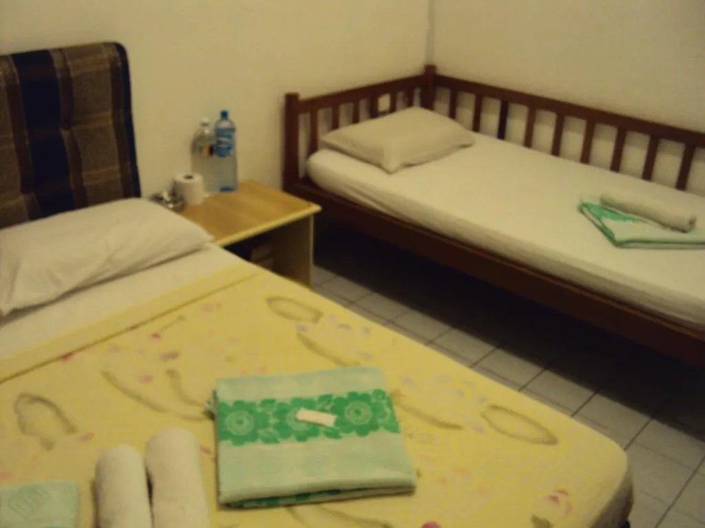 Hotel Legent Kota Kinabalu 2*,